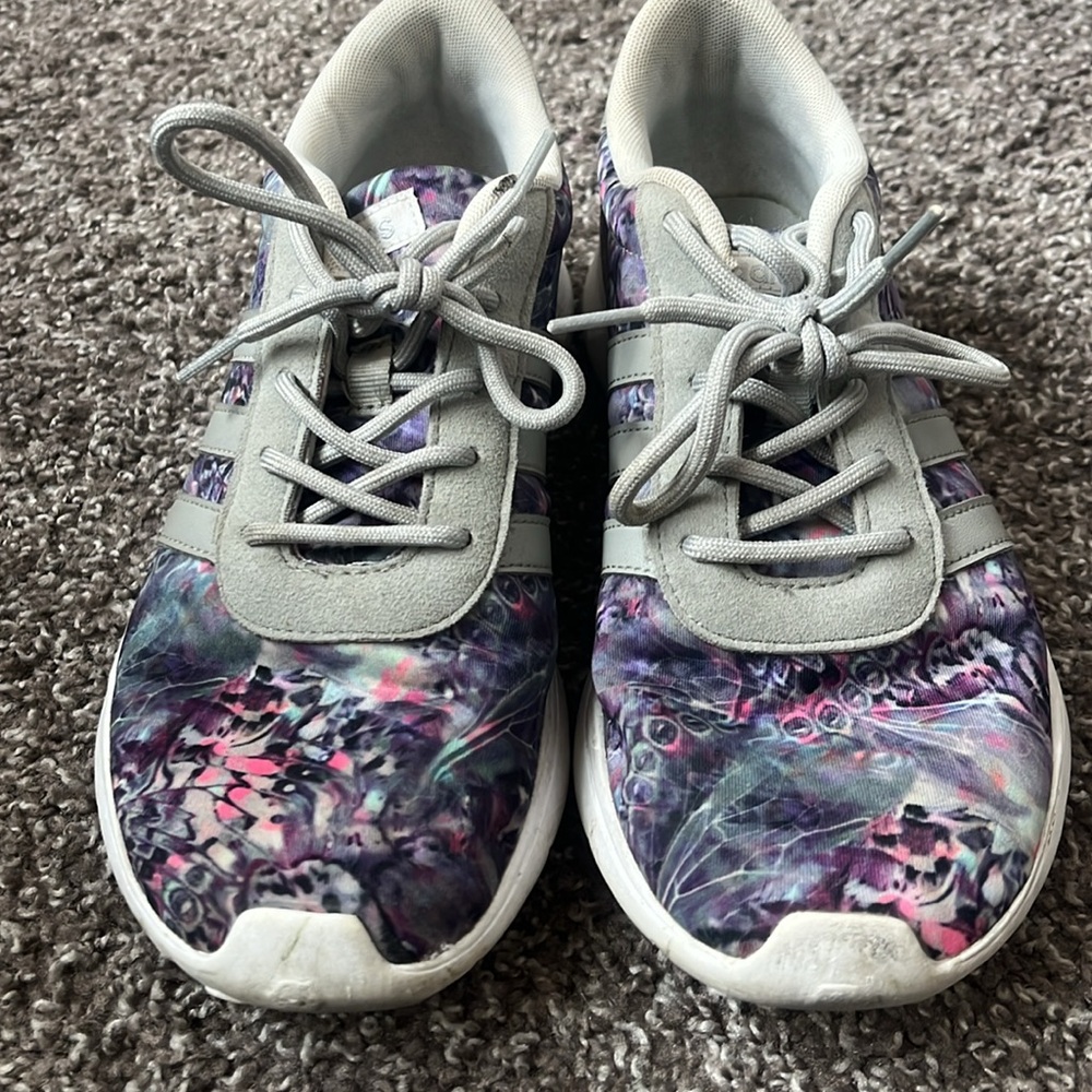 ADIDAS TIE DYE SNEAKERS SIZE 8